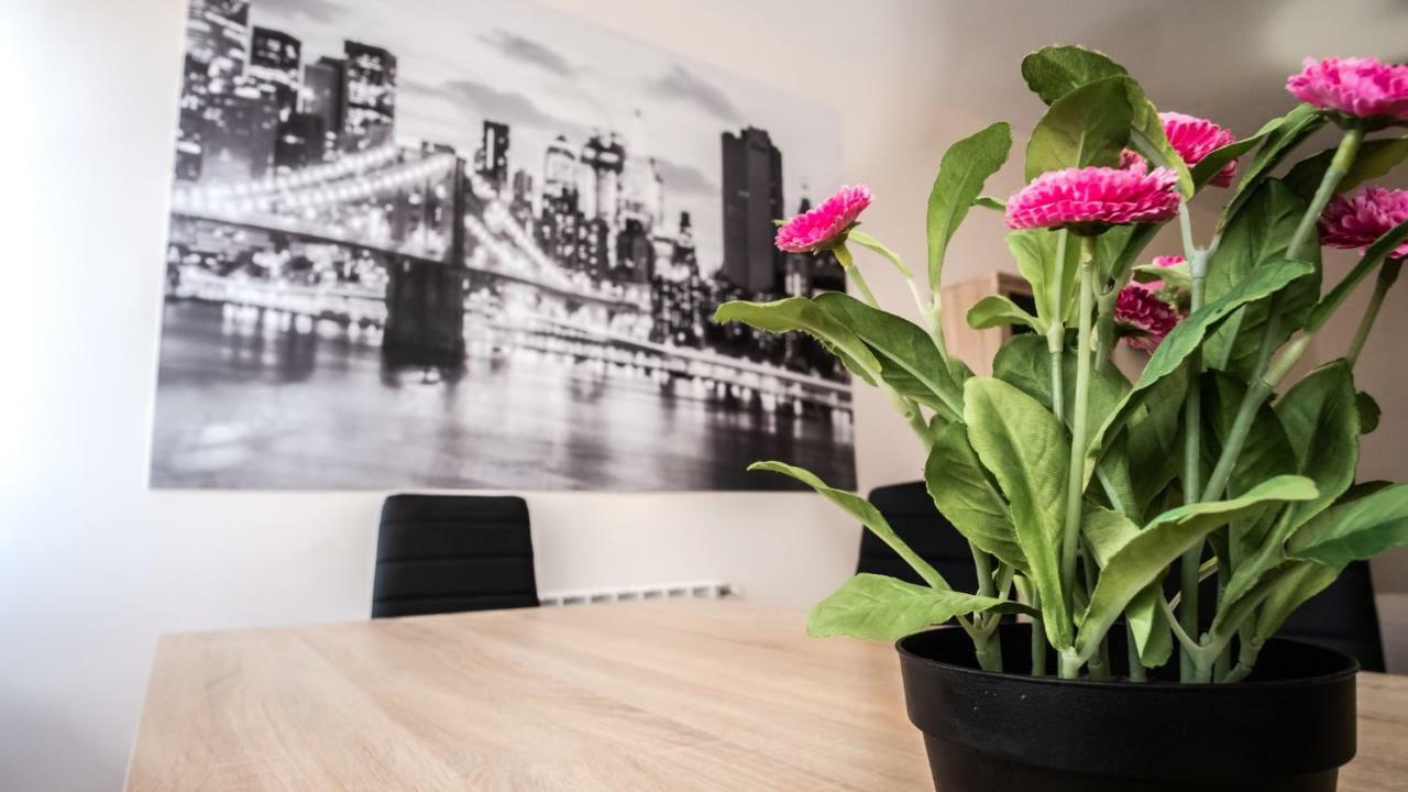 Apartamento Nuevo Con Encanto 拉瓜迪亚 外观 照片