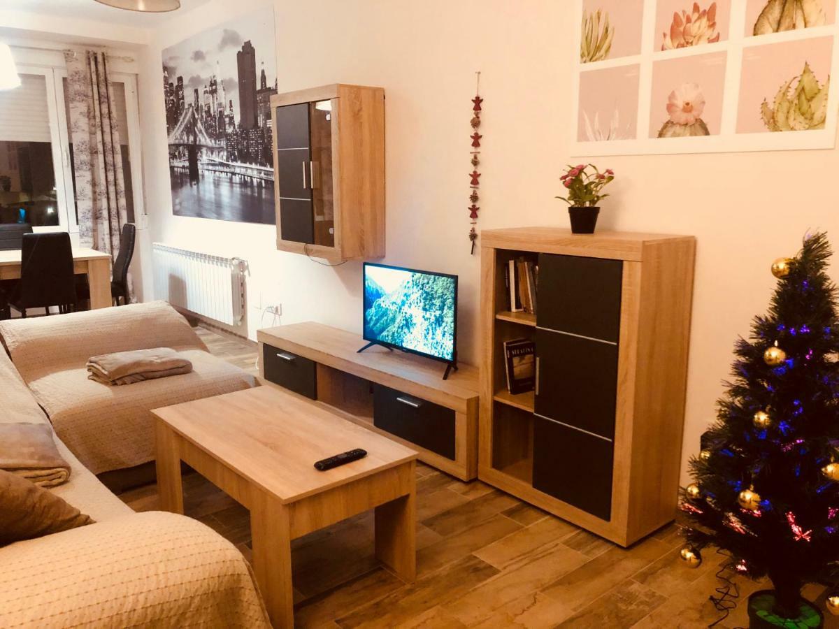 Apartamento Nuevo Con Encanto 拉瓜迪亚 外观 照片