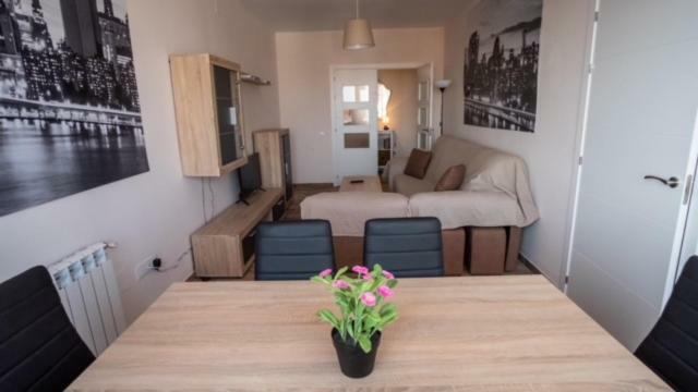 Apartamento Nuevo Con Encanto 拉瓜迪亚 外观 照片